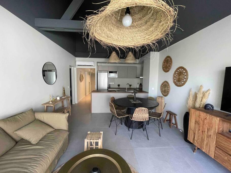 Apartamento Oligaia Orient Bay Quarter of Orleans Exterior foto